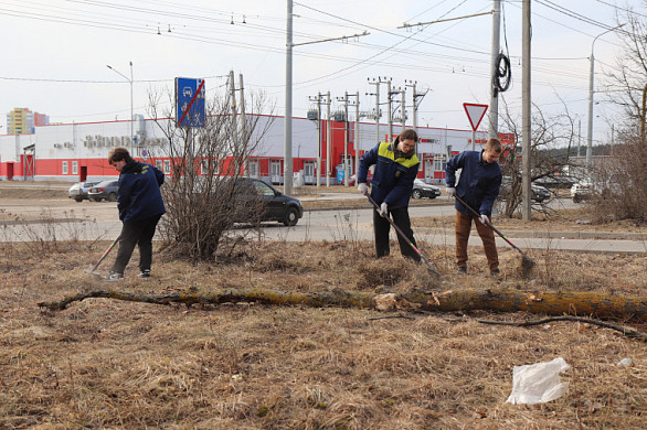 Ивановские школьники могут заработать 3 тысячи рублей на уборке города 